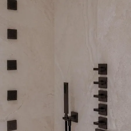 מלון Cosmopolite Nieuwpoort-bad ניופורט