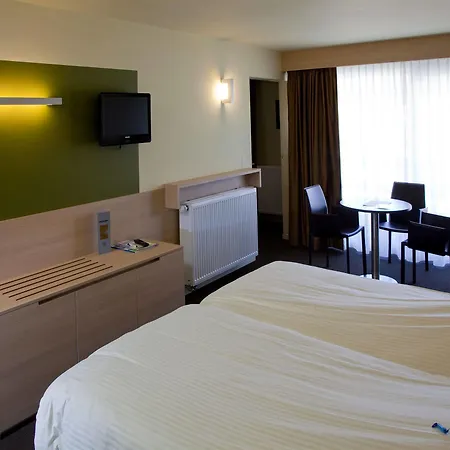 호텔 Cosmopolite - Nieuwpoort-bad 4*