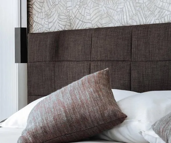 Cosmopolite Nieuwpoort-bad Hotel 4*