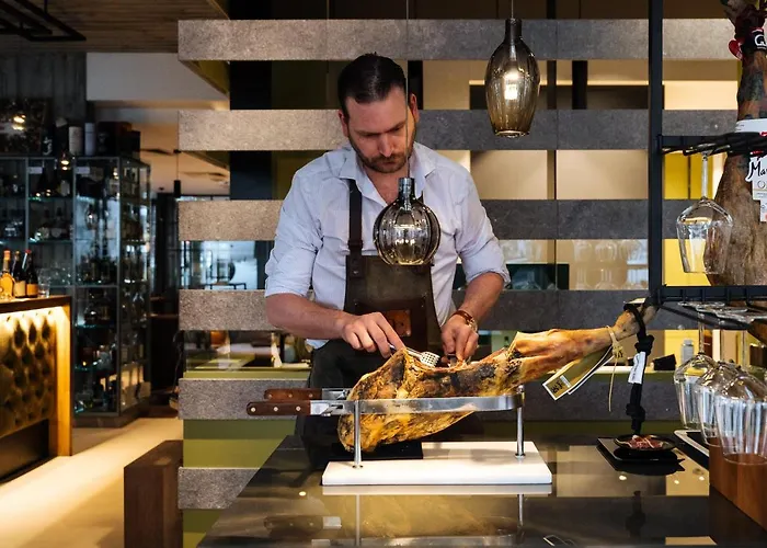 Cosmopolite Nieuwpoort-bad 호텔 4*