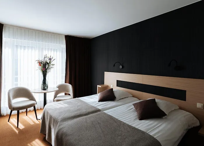 Cosmopolite Nieuwpoort-bad Hotel 4*